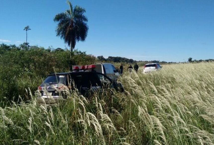Polícia encontrou o corpo do jovem nas localidades do bairro Santo Antônio - Divulgação