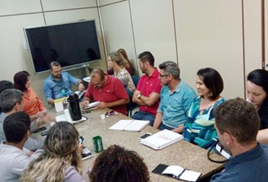 Reunião entre integrantes do Condec e Secretaria de Estado da Educação - Foto: Divulgação/SED