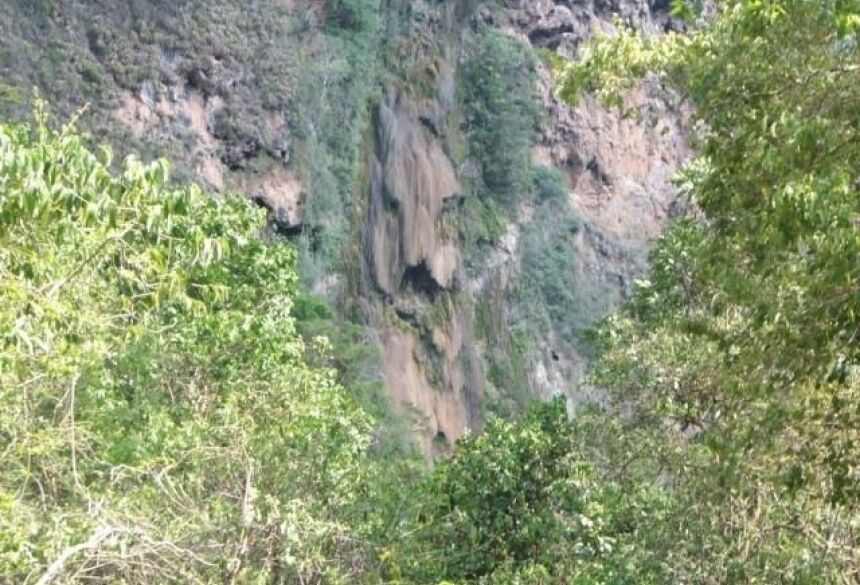 Período de estiagem seca cachoeira da Boca da Onça, considerada a maior do Estado