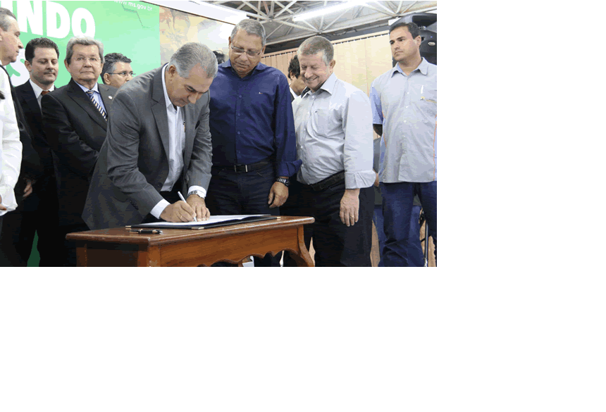Arilson com Reinaldo e Eraldo assinam ordem de serviço para construção de nova ponte em JATEÍ