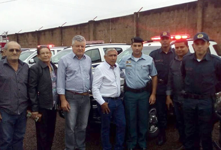 Vereadores destacam e agradecem governador por nova viatura para Polícia Militar de Vicentina