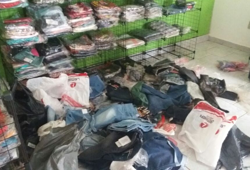 Policiais do Núcleo de Investigação prendem acusados de furto em loja e mercado em Vicentina