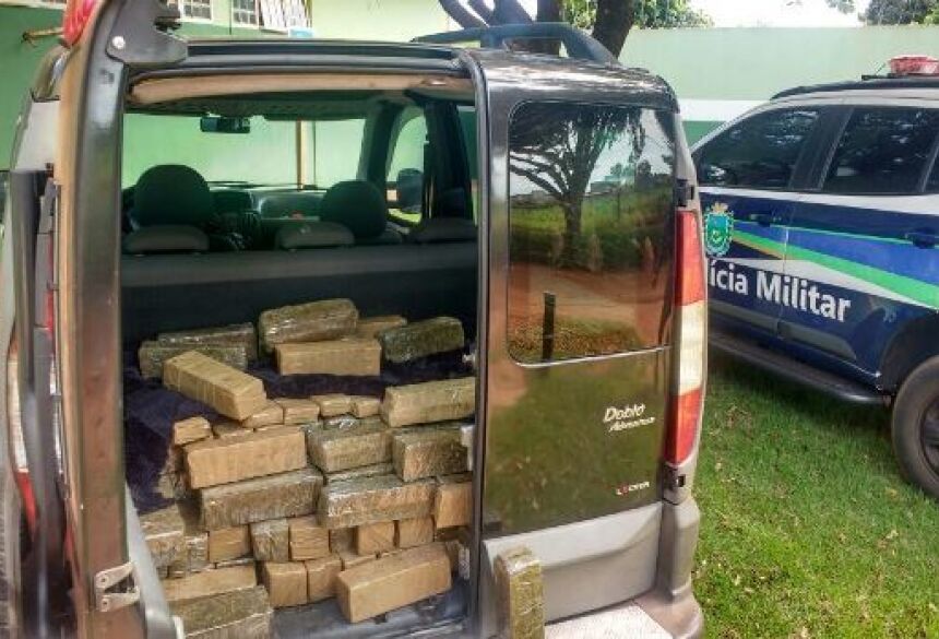 Força Tática de Fátima do Sul com Polícia Militar apreende 503 tabletes de maconha em Ipezal