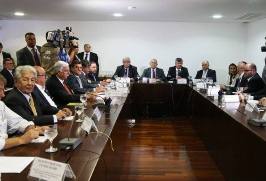 Reunião entre ministros e representantes de caminhoneiros, no Palácio do Planalto - Givaldo Barbosa / Agência O Globo
