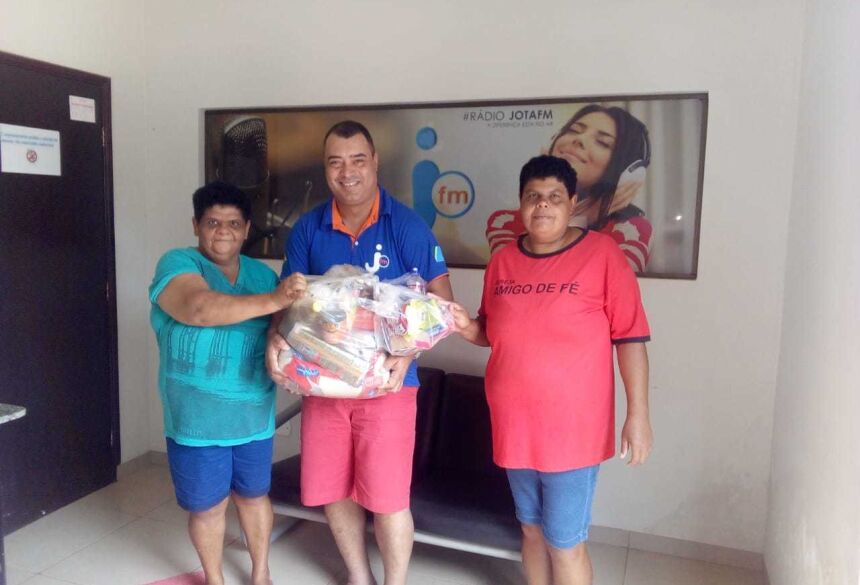 Pena Branca entregou 6 mil kilos de donativos as famílias carentes em Angélica e Deodápolis