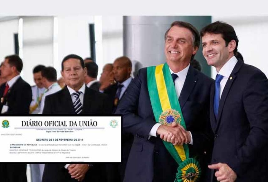 Bolsonaro na cerimônia de nomeação de Marcelo Álvaro (Foto: Carolina Antunes/PR)