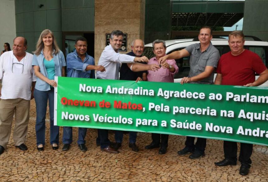Nova Andradina recebe veículo 'Doblô' para saúde, emenda parlamentar de Onevan de Matos