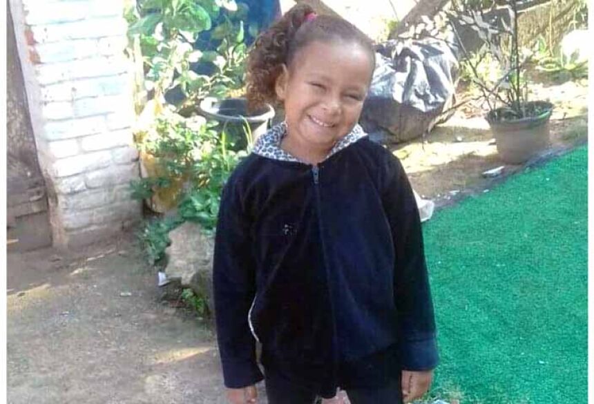 Kauani Cristhiny, de 6 anos, foi encontrada morta em Mongaguá, SP — Foto: Arquivo Pessoal/Diana Soares