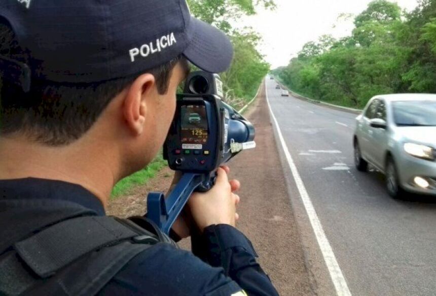 Radar móvel usado em rodovia pela Polícia Rodoviária Federal — Foto: Divulgação/PRF Tocantins
