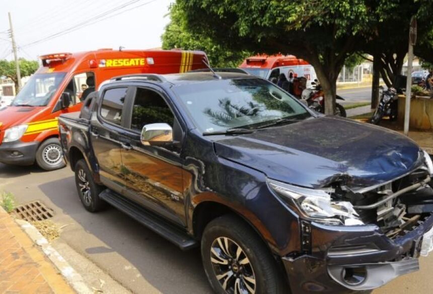 Condutora da camionete não sofreu ferimentos (Foto: Marcos Ermínio, Midiamax)
