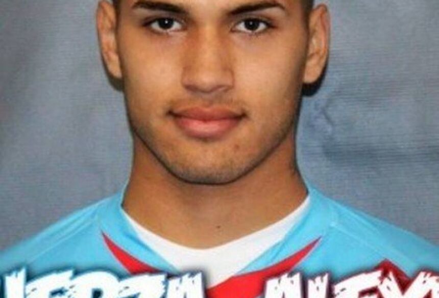 O zagueiro Alexis Salinas, do Arsenal de Sarandí, tem apenas 22 anos Foto: Divulgação / Arsenal de Sarandí