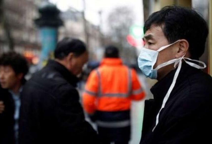 Autoridades sanitárias chinesas informam que mais de 28 mil pessoas
