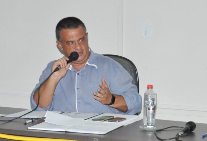 DEODÁPOLIS: Márcio Teles pede adicional aos profissionais da saúde vinculados ao combate do COVID-19