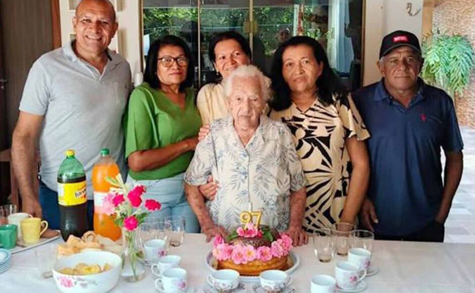 Dona Adelina comemora 97 anos com muita Fé em Deus e amor ao próximo em Fátima do Sul