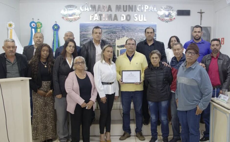 Câmara municipal de Fátima do Sul presta homenagens póstumas ao saudoso professor Joílson