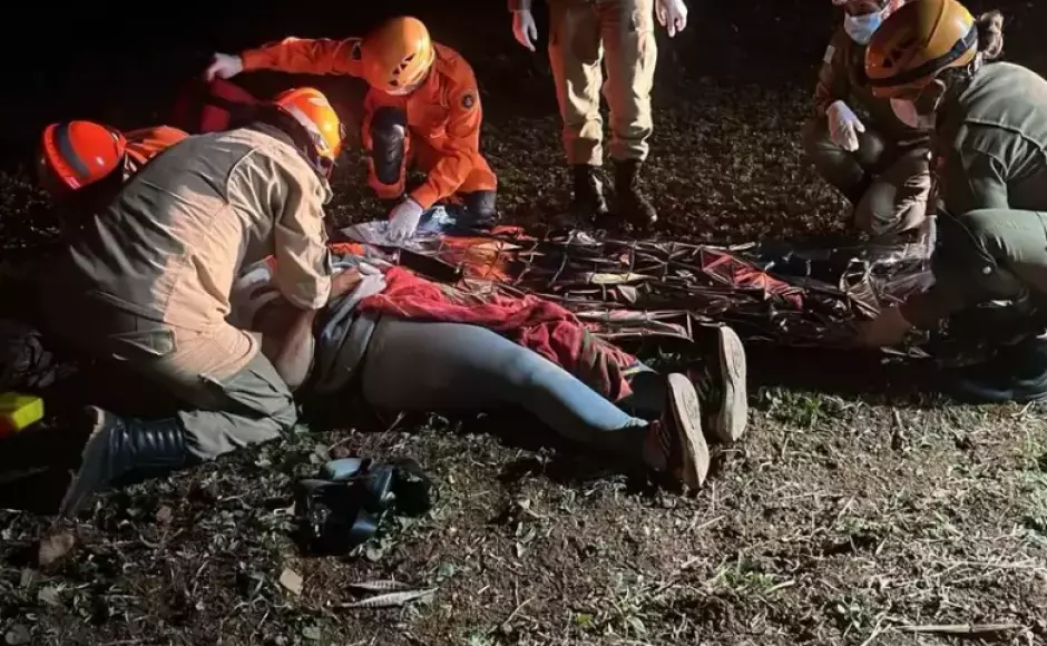 Idoso morre após veículo sair da pista e capotar no MS