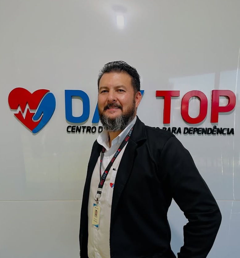 MARCOS - DAY TOP