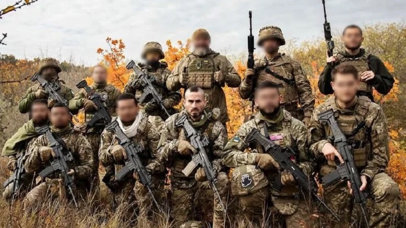 Leonadro [moicano] na guerra da Ucrânia (Foto: Reprodução redes sociais)  
