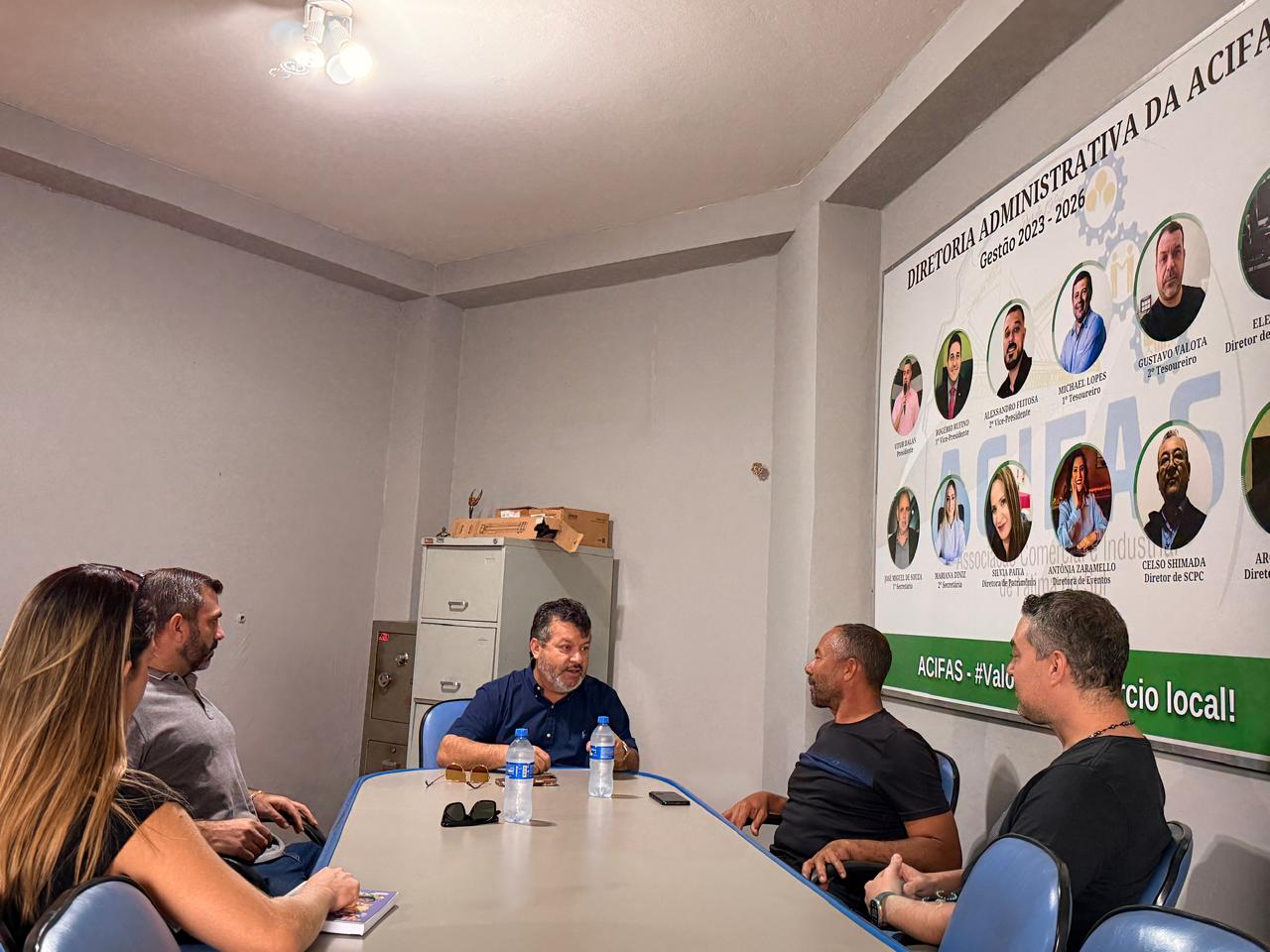 FOTO: ASSESSORIA - VISITA NA ACIFAS